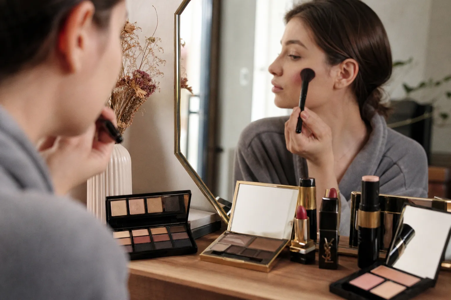 Осенний люкс: стоит ли покупать новинки от YSL, Lancome, Prada и Tom Ford
